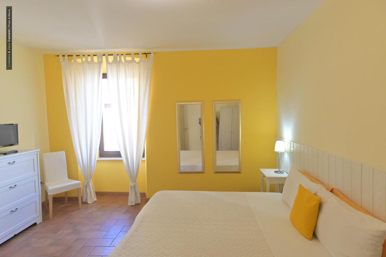 B&B Dimora Paolina Baschi Exterior foto