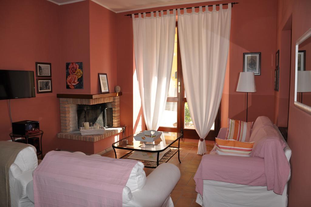B&B Dimora Paolina Baschi Exterior foto